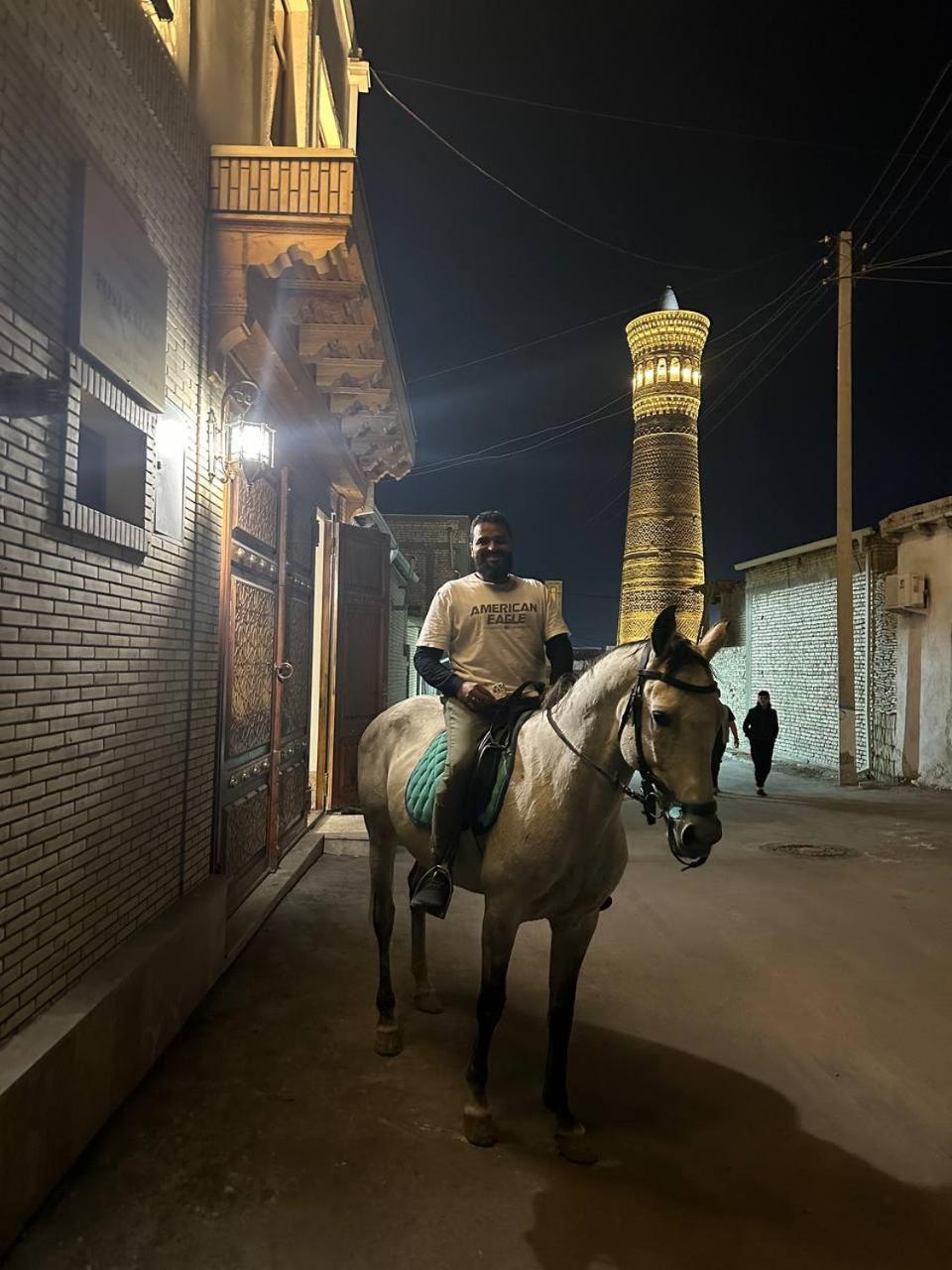Poyi Kalon Teracce Hotel حلال Bukhara Exterior photo